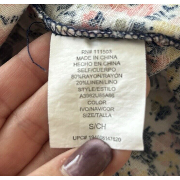 Lily Rose Romper Puff Sleeve Floral Juniors Size Small Vacation Resort‎ Wear - Picture 9 of 9